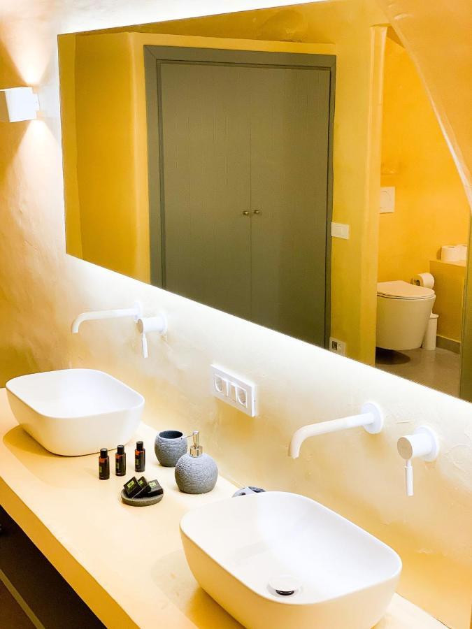 M Residence Santorini Johnnie Cave Fira  Exterior photo